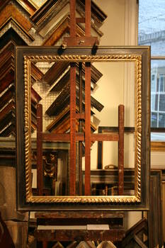 Rzeżbiona ręcznie rama do obrazu