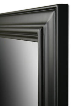 Lustro w czarnej ramie