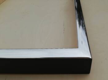 Lustra o szerokości ramy 22 mm. białe złoto bez przetarcia