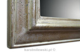 Lustro w srebrnej ramie